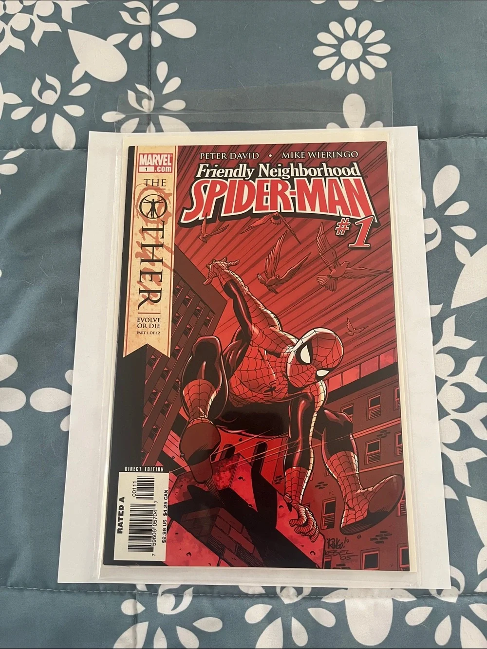 Marvel Friendly Neighborhood Spider-Man #1 Comic - Red, Black
